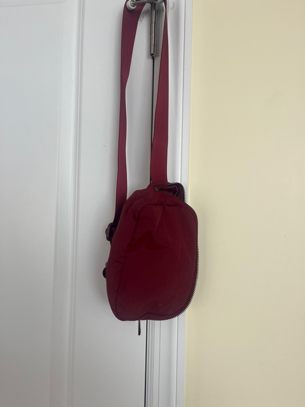 Amazon Women's Crossbody Bag in Burgundy